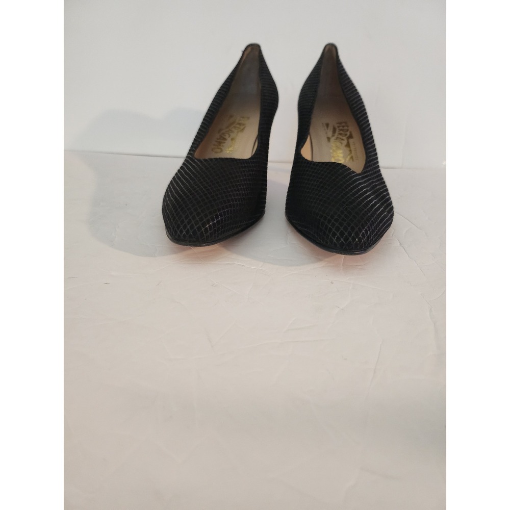 Classic Salvatore Ferragamo‎ Black Textured Leather Pumps Kitten Heel Italy 9.5